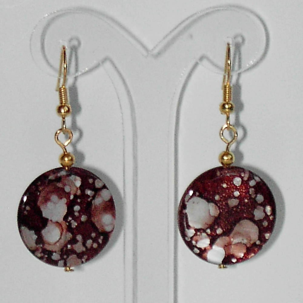 Brown shell gold tone earrings (#389)